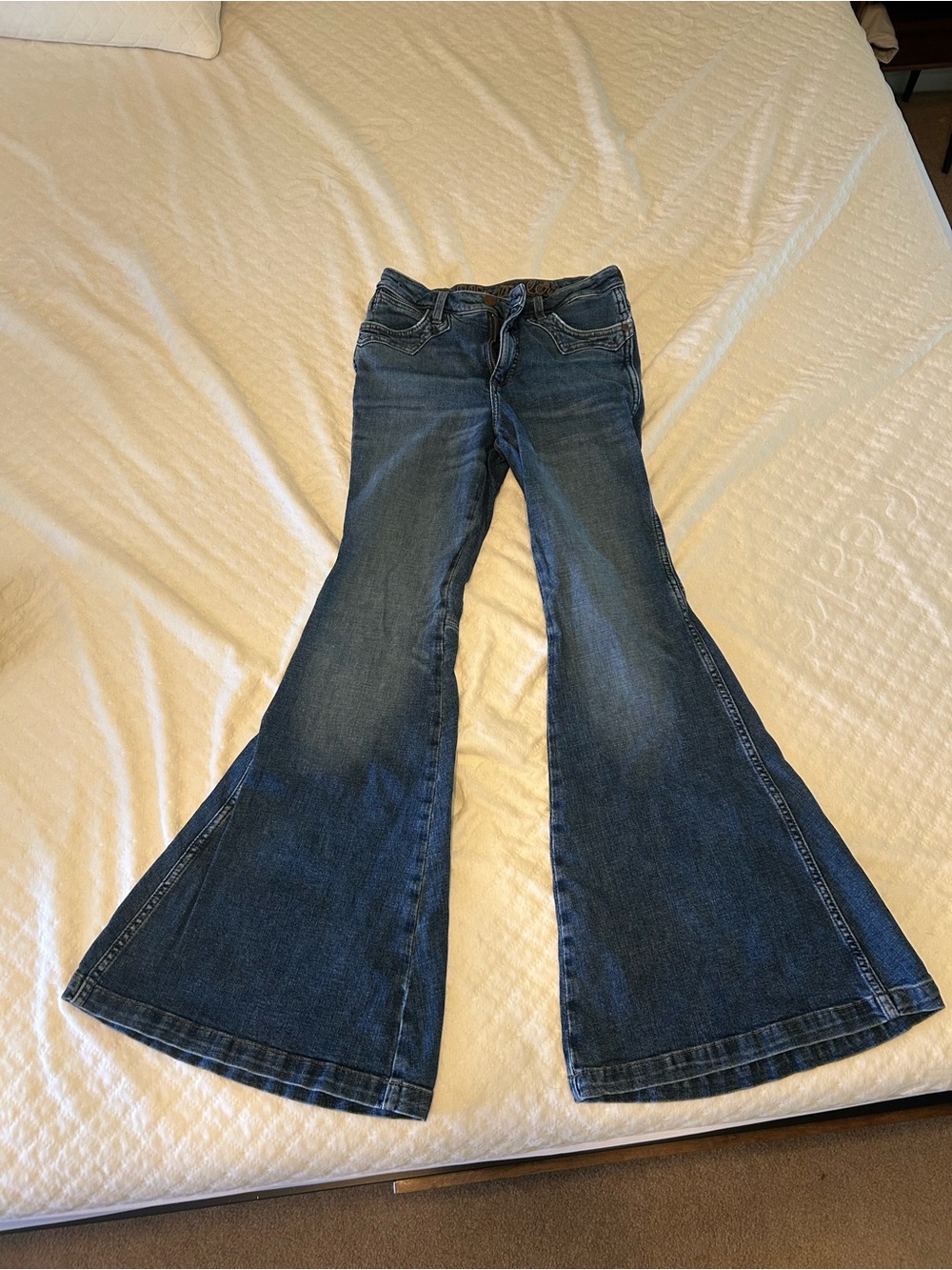 Women’s Dark Blue Flared Jeans